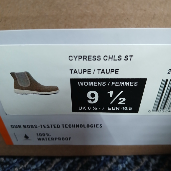 Nwt Bogs Women's Juniper Chelsea Boots 9.5 Taupe - Picture 7 of 8